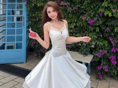 ĐẦM LỤA KEM DÂY HOA