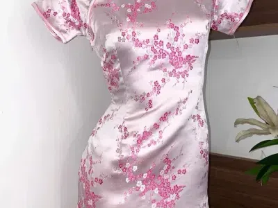 Sườn xám cho thuê màu siu yêu lun cả nhà