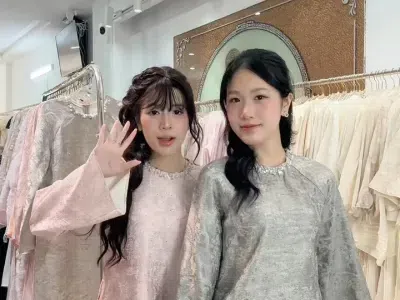 S size