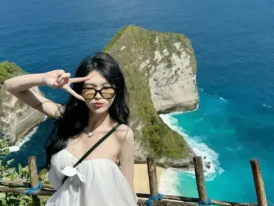 Set cúp ngực màu trắng
