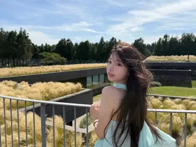 Áo yến xanh tiffany Size S