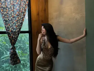 Áo váy lụa nâu