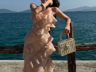 Amelie M