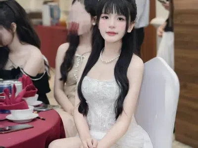 Đầm thiết kế ren đi tiệc chân váy phối tà Size S
