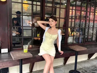 ĐẦM VÀNG GÀ CON
