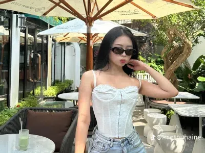 Áo corset trắng size xs