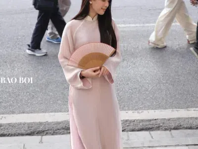 Giá thuê: 180k/ 1 ngày kèm phụ kiện