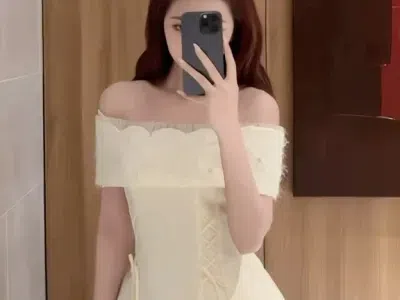 ZAMY SULI TOP