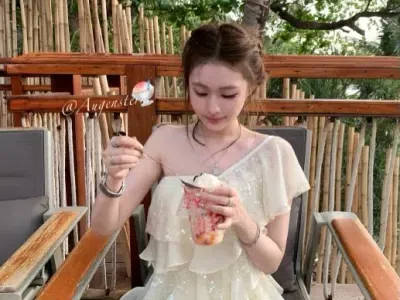 Đồ hè năm nay xinh lắm ạ💐🌷
__________________________
𝐌𝐚̂̃𝐮 𝐭𝐡𝐮𝐞̂: 𝟑𝟓