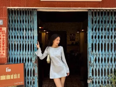 Sólmaris Dress - size L fit M, L (màu xanh, vàng)