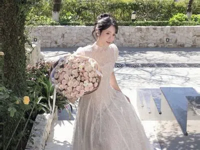 Rental By Rame - Váy Velia - size L (màu trắng, đen)