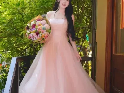 TielA. Official Dress