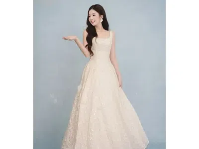 Tiela M154 Dress