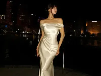 Váy lụa trễ vai size L