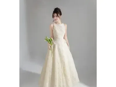 Tiela - M TC Dress - M106