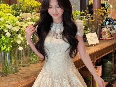 ChâuHy V557 Váy ren ngắn