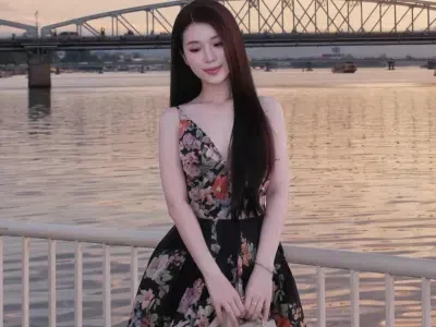 Chouchou V525 Đầm hoa đen