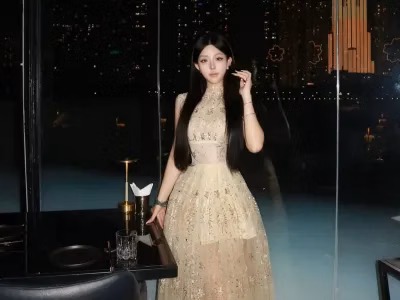 Váy sát nách kim tuyến màu be