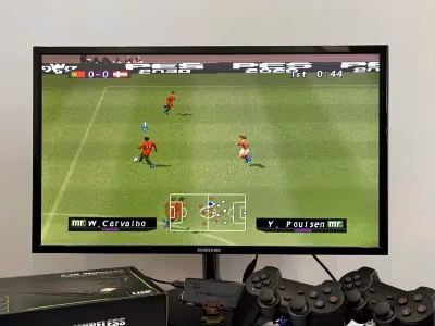 Máy chơi game cổ 4 nút